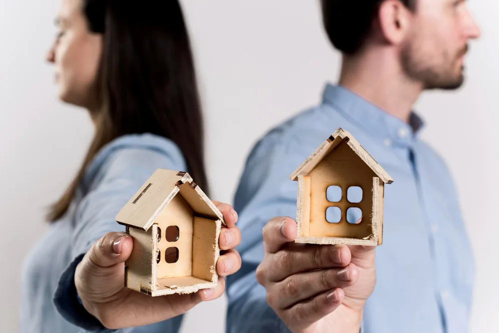 Guide to Selling the Marital Residence During a Divorce